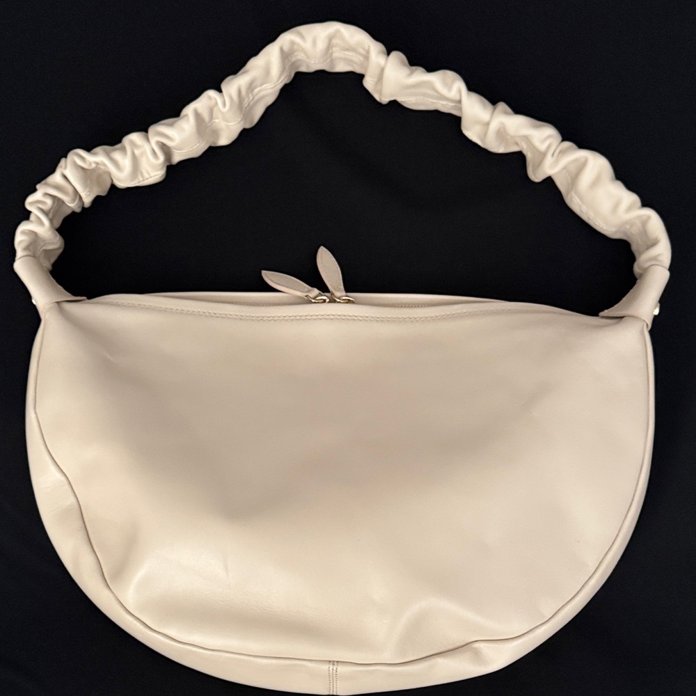 AMERAI Natural White Leather Hobo Bag